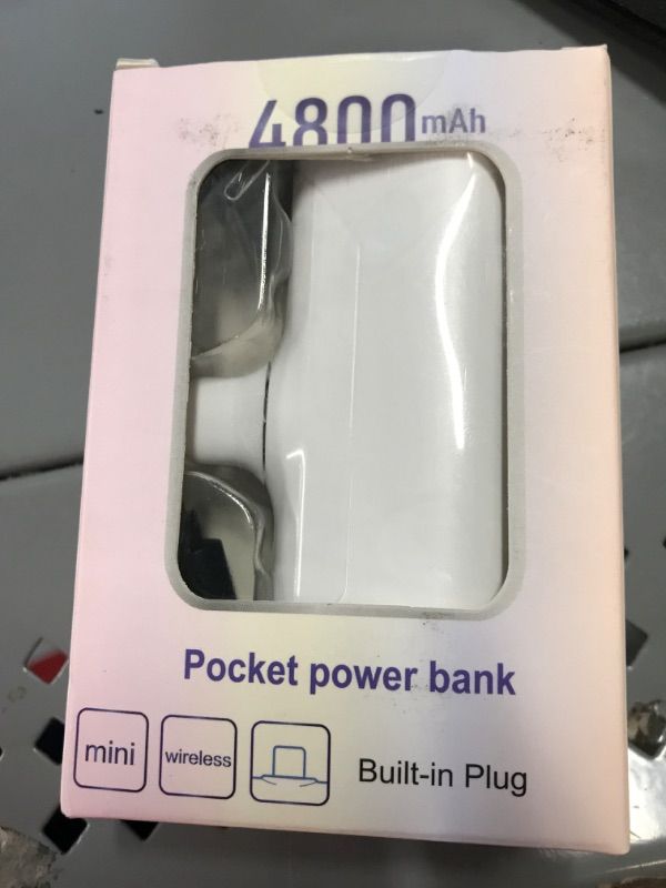 Photo 1 of OCULUS POCKET POWER BANK -4800mAh 
