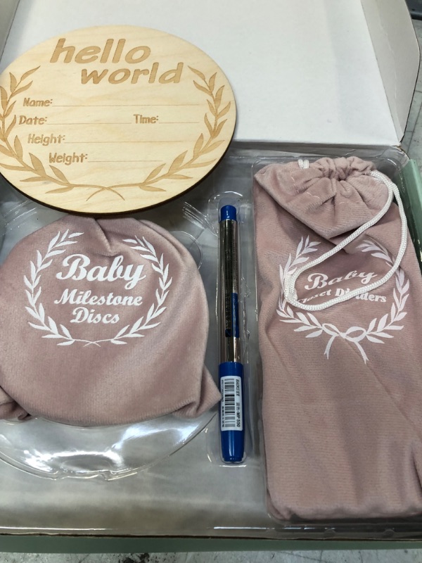 Photo 2 of BABY GIFT SET NEW BORN