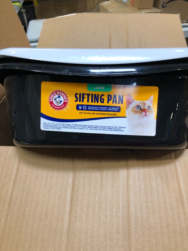 Photo 1 of Arm & Hammer Sifting Litter Pan - L