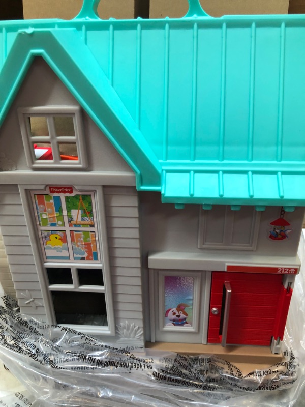 Photo 3 of FISHER PRICE LITTLE PEOPLE HOUSE