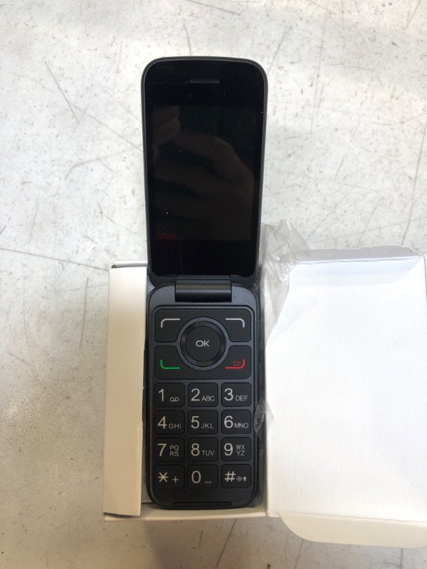 Photo 2 of Alcatel SMARTFLIP | 4052R | Flip Phone | 4GB | AT&T
