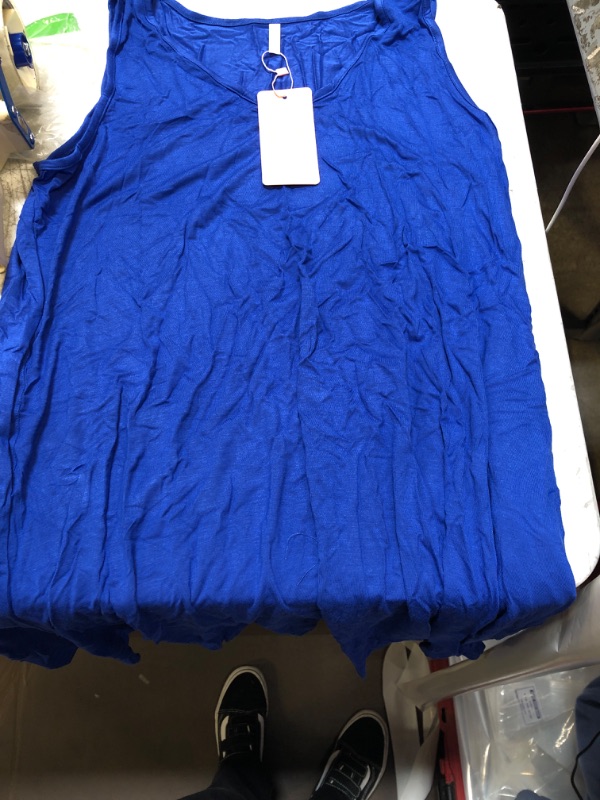 Photo 1 of 2XL ROYAL DRESS 