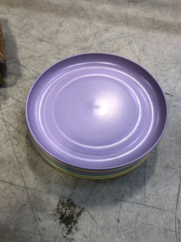 Photo 1 of 6PCS OF PLASTIC DISH PLATE, SIZE ABOUT 6 IN. DIAMETER