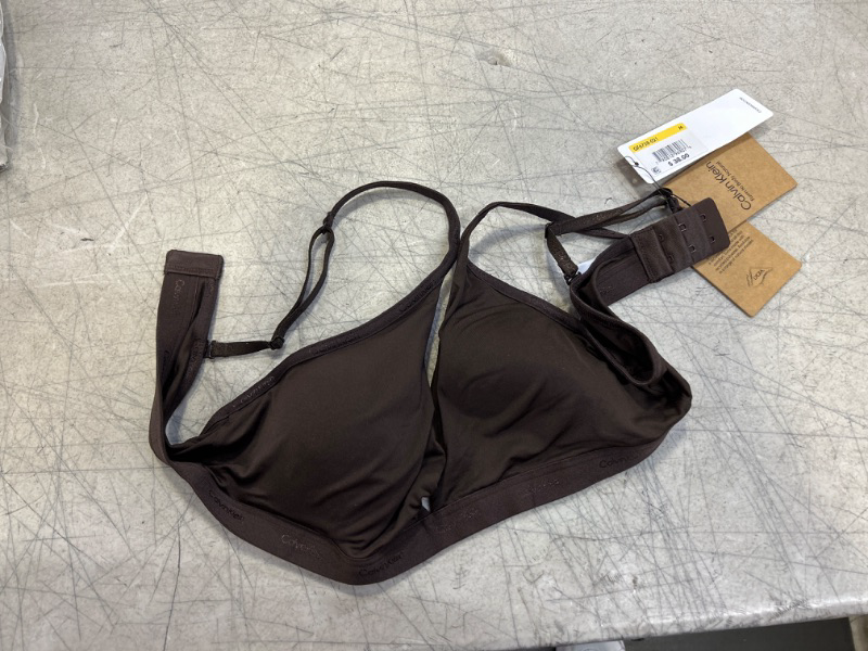 Photo 2 of Calvin Klein Women's Form to Body Lightly Lined Triangle Bralette Medium Woodland