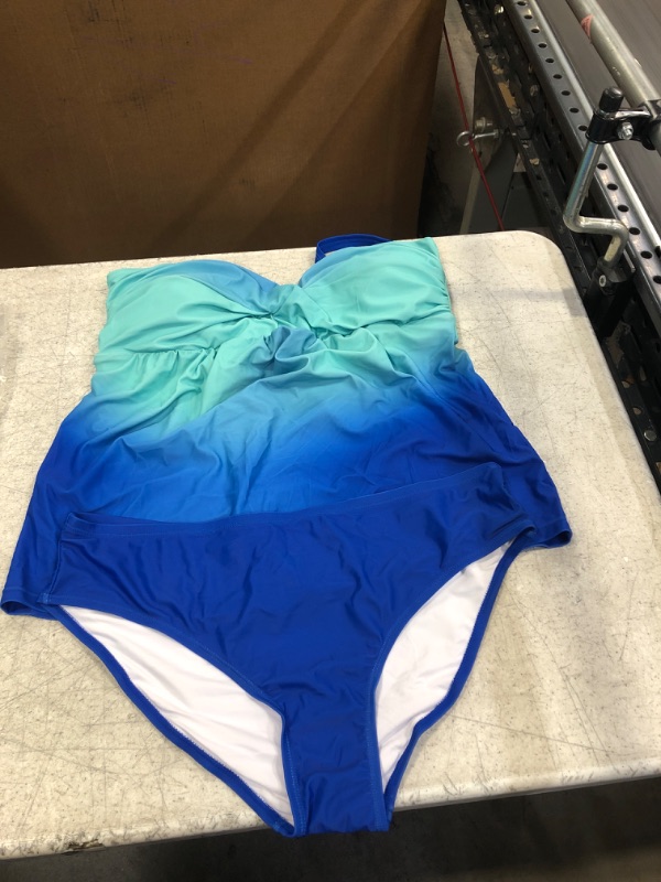 Photo 1 of 2 piece tankini blue L