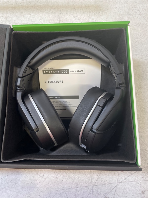 Photo 2 of Turtle Beach Stealth 700 Gen 2 MAX Multiplatform Amplified Wireless Gaming Headset for Xbox Series X|S, Xbox One, PS5, PS4, Windows 10 & 11 PCs, Nintendo Switch - Bluetooth, 50mm Speakers - Black Multiplatform Stealth 700 MAX Black