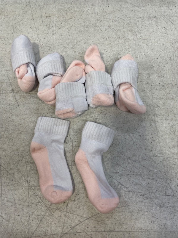 Photo 1 of 6 PAIRS OF TODDLER SOCKS PINK AND WHITE 