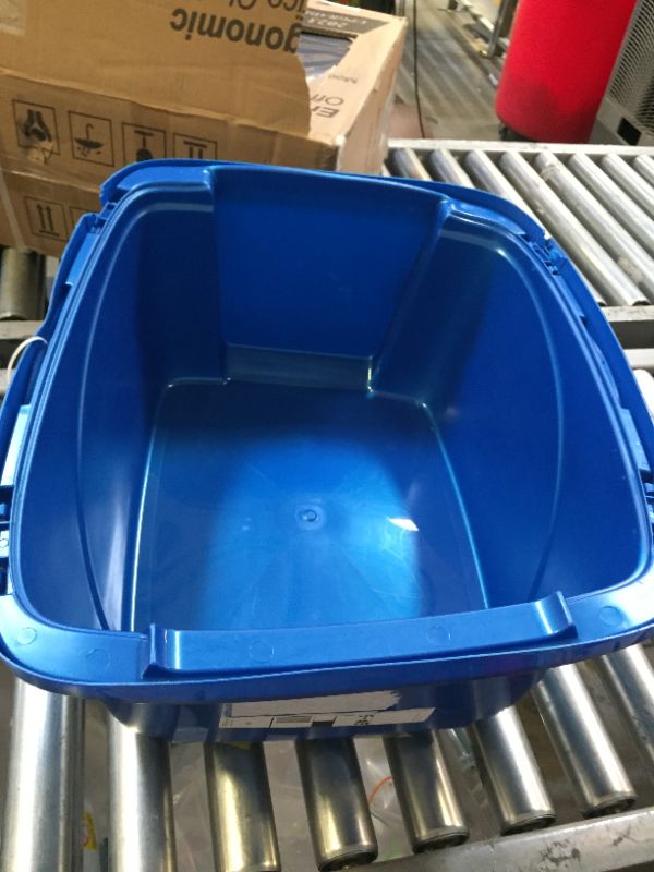 Photo 2 of  Enclosed Cat Litter Pan with Zeolite Air Filter