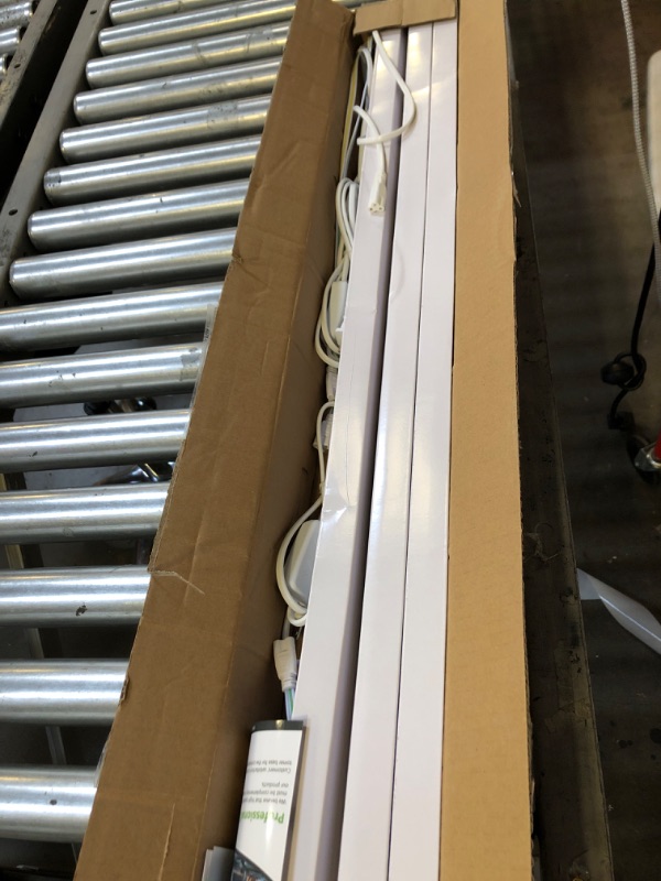 Photo 2 of 6 Pack LED Shop Light 4FT, T5 Integrated Single Fixture, 22W, 2200lm, 6500K Super Bright White, Linkable Shop Light, Utility Shop Lights, Corded Electric with Built-in ON/Off Switch