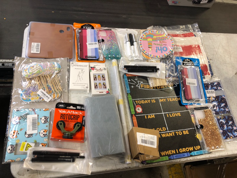 Photo 1 of 20 PCS MISC. ITEMS BAG LOT