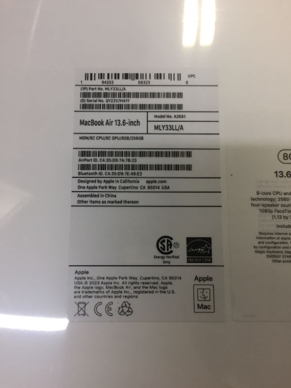 Photo 2 of MacBook Air 13.6" Laptop - Apple M2 chip - 8GB Memory - 256GB SSD - Midnight
