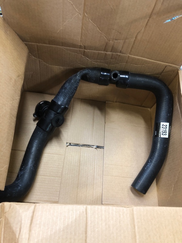 Photo 2 of Gates 23193 Molded Coolant Hose