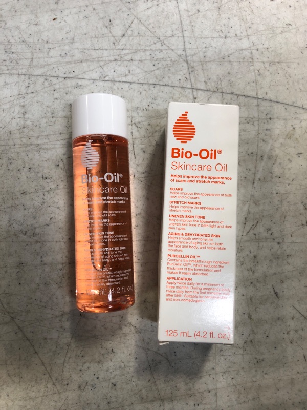 Photo 2 of Bio-Oil Skincare Oil For Scars and Stretchmarks, Serum Hydrates Skin, Reduce Appearance Of Scars - 4.2 fl oz