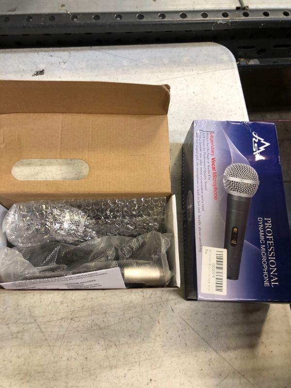 Photo 1 of ABO Gear Dynamic Microphone Karaoke Microphone Handheld Microphone Professional Moving Coil Dynamic Handheld Microphone
