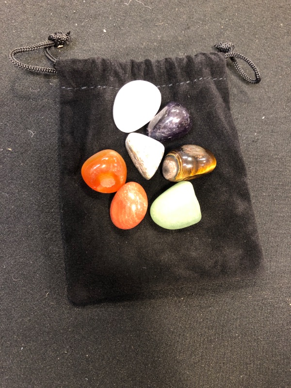 Photo 2 of 7 Chakra Tumbled Polished Natural Healing Crystals Stones Bulk Stones Crystal for Energy Reiki Tumbling Cabbing Balancing Decoration Gemstones Crystal Healing Meditation Therapy Gift 100g
