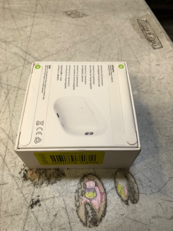 Photo 3 of AirPods Pro (2nd Generation) - White - SEALED 