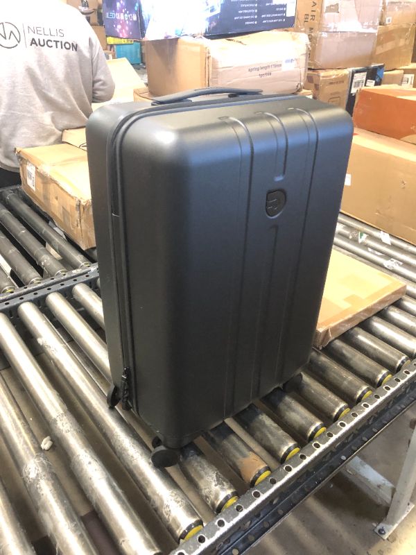 Photo 2 of Aerotrunk Airline Approved Carry On Luggage - Lightweight Hard Shell Suitcase with Spinner Wheels, TSA Lock - Carry-On 23" Black Carry On 23" Black
