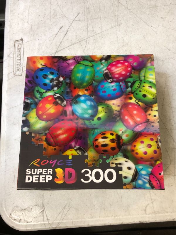 Photo 2 of Cra-Z-Art Royce Super Deep 3D 300-Piece Beetle Magic Adult Jigsaw Puzzle
