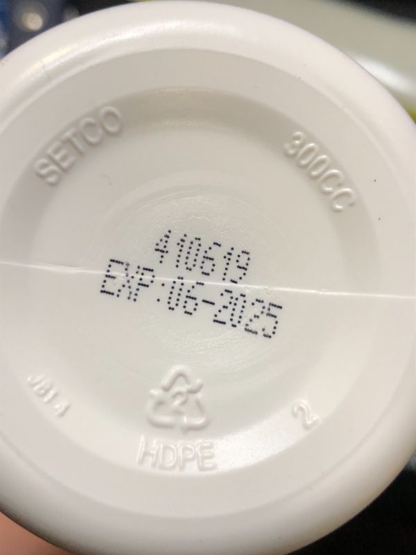 Photo 1 of Thorne Red Yeast Rice + CoQ10 - Maintain Healthy Cholesterol Levels and Supports Cardiovascular Health - Gluten-Free, Dairy-Free - 120 Capsules EXP 06/2025