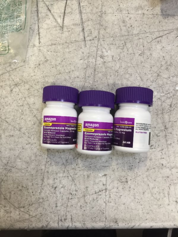 Photo 2 of Amazon Basic Care Esomeprazole Magnesium Delayed Release Capsules, 20 mg, Acid Reducer, 42 Count 42 Count (Pack of 1) Original