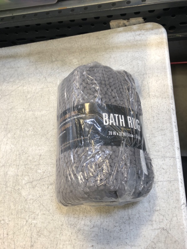 Photo 1 of 20"x32" BATH RUG 