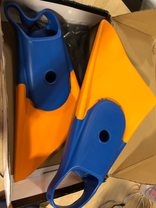 Photo 1 of  size xl---hurchill Makapuu Floating Fins | Comfortable Fit Fin Flippers | Patented Dolphin Tail Swimfins for Thrust and Performance | Made of 100% Natural Gum Rubber | Swimming, Diving, Surfing, Bodyboarding X-Large