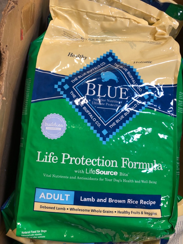 Photo 2 of Blue Buffalo Life Protection Formula Natural Adult Dry Dog Food, Lamb and Brown Rice 34-lb Lamb & Brown Rice 34 Pound (Pack of 1)----exp date 11/2023