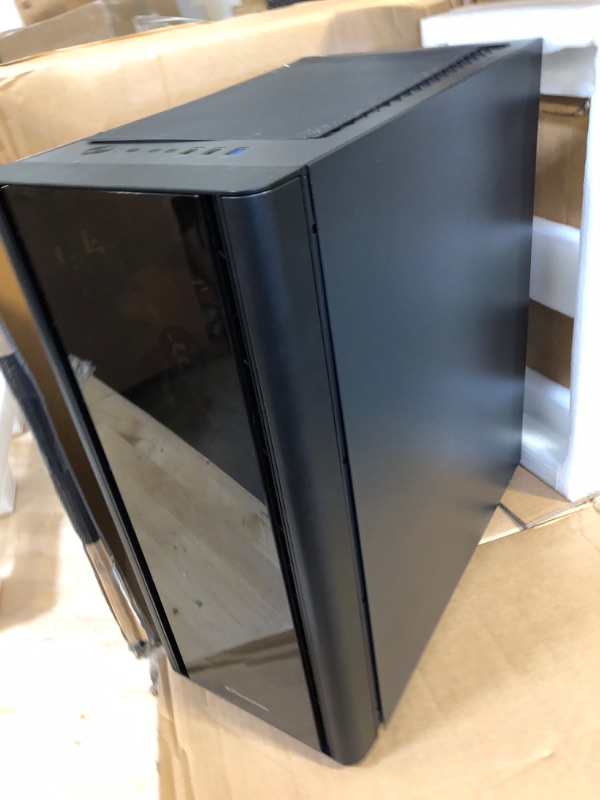 Photo 4 of Thermaltake V250 Motherboard Sync ARGB ATX Mid-Tower Chassis and Pure 12 ARGB 5V Motherboard Sync/Analog Controller TT Premium Edition