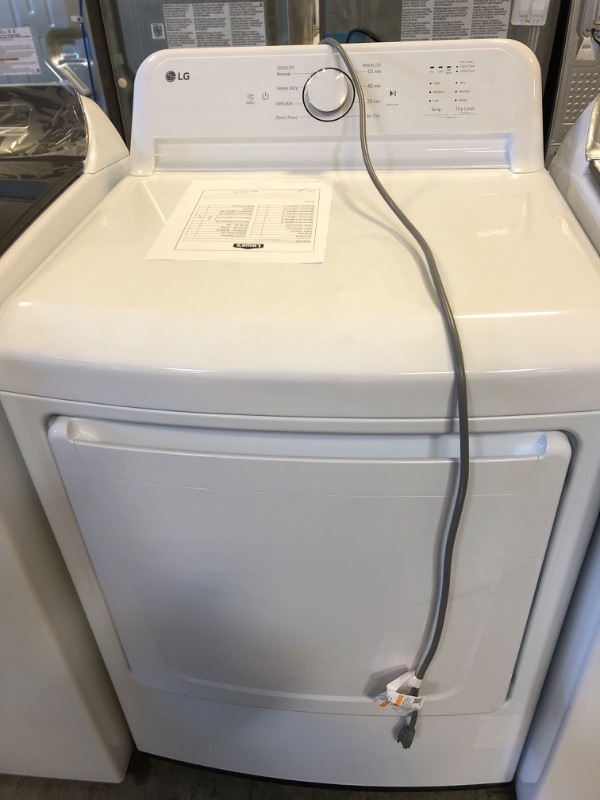 Photo 1 of LG 7.3-cu ft Reversible Side Swing Door Gas Dryer (White) ENERGY STAR
