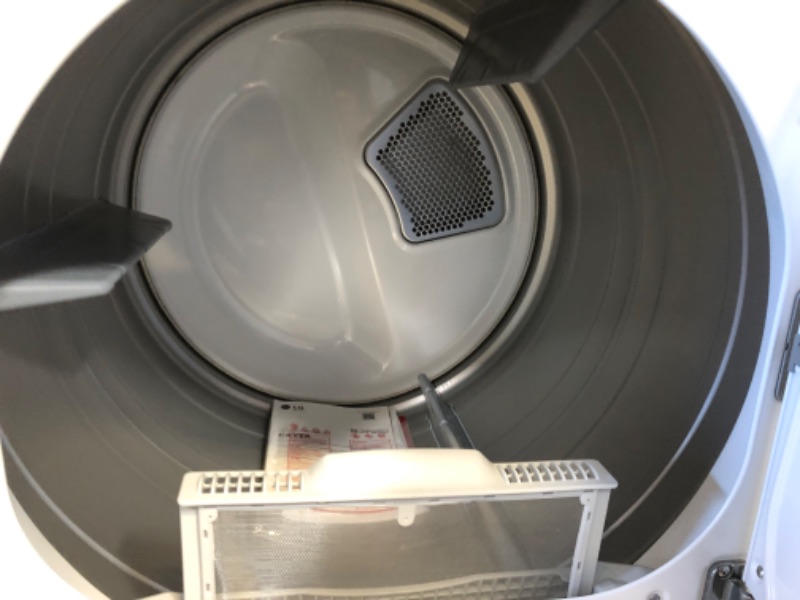 Photo 4 of LG 7.3-cu ft Reversible Side Swing Door Gas Dryer (White) ENERGY STAR

