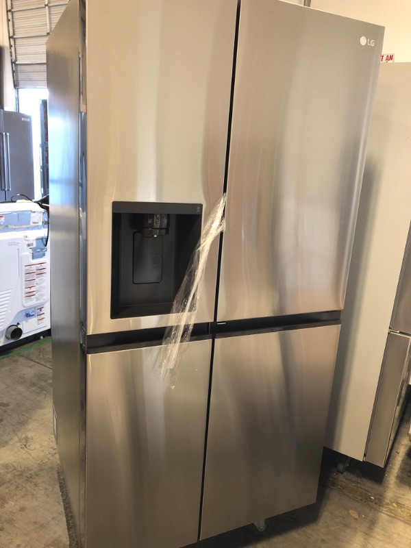 Photo 2 of LG Door in Door 27.12-cu ft Side-by-Side Refrigerator with Ice Maker (Printproof Stainless Steel)

