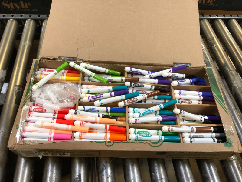 Photo 2 of Crayola Broad Line Markers, Bulk School Supplies For Teachers, Kids Markers For School, 256 Count