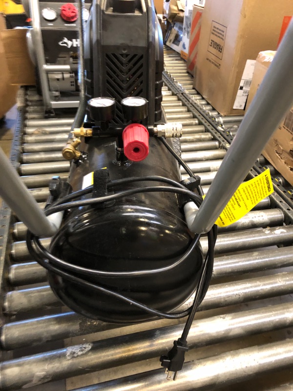 Photo 3 of 8G 150 PSI Hotdog Air Compressor
