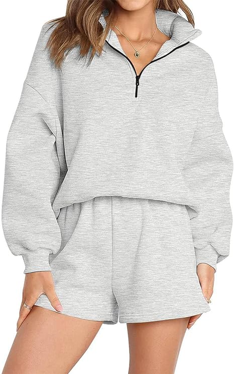 Photo 1 of Czanzd Womens Half Zip Pullover Long Sleeve Sweatshirt Short Pants Lounge Sets 2 Piece Outfits Sweatsuit
++STAIN ON FRONT OF SHORTS+++
