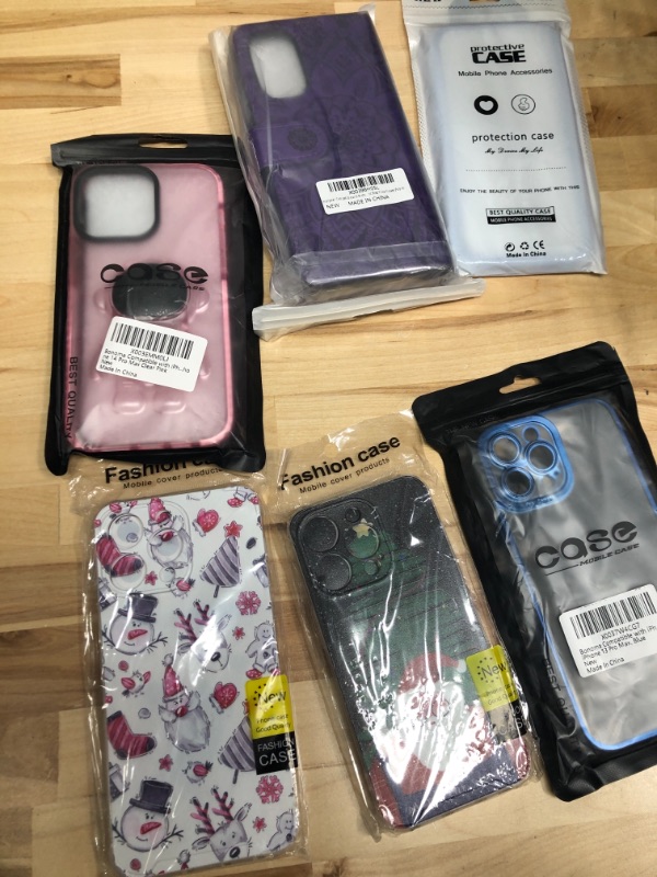 Photo 1 of Bundle of 6 Phone Cases