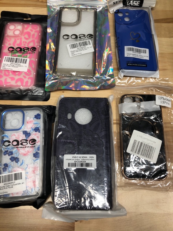 Photo 1 of Bundle of 6 Phone Cases