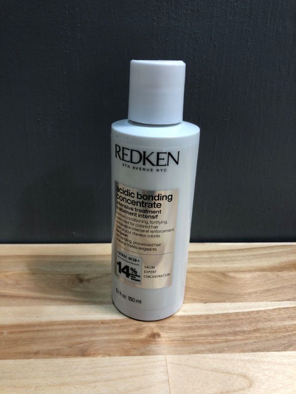 Photo 2 of REDKEN Bonding Treatment for Damaged Hair Repair | Acidic Bonding Concentrate | For All Hair Types
