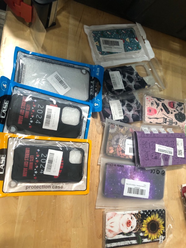 Photo 3 of 11 PACK RANDOM IPHONE CASES 