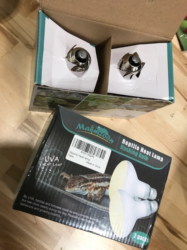 Photo 2 of **BUNDLE OF 2**  Makmzoon 2Pack Reptile Heat Lamp Bulb,75W UVA Basking Spot Lamp of Bearded Dragon,Heat Bulbs for Reptiles,Reptile Basking Spot Bulb,Sun Heat Bulb for Bearded Dragon Turtle Tortoise 75W-2pack