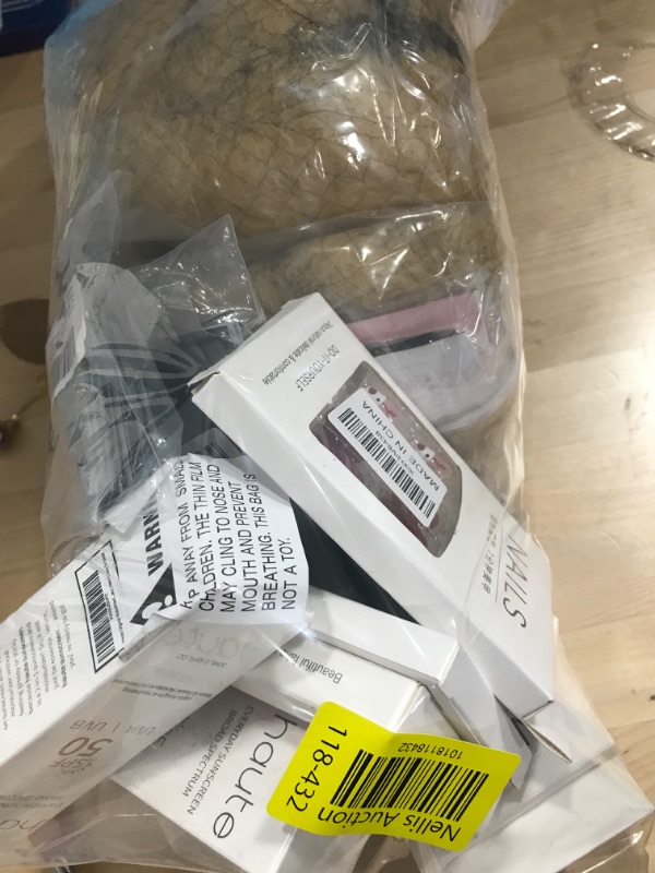 Photo 1 of 13beauty items