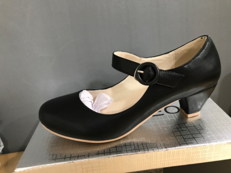 Photo 1 of 100FIXEO Women's Ankle Strap Mary Jane Low Chunky Block Heels Pumps Vintage Closed Toe Dress Work Office Shoes
SIZE 7/41