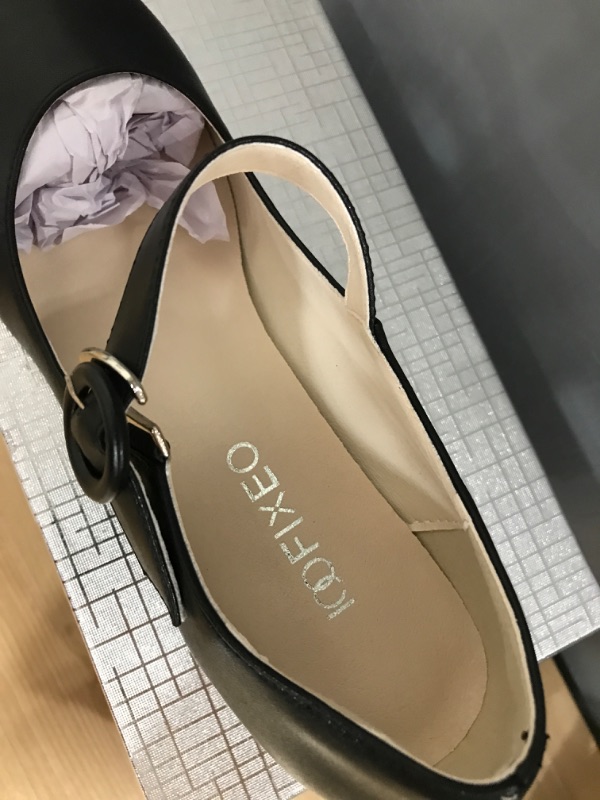 Photo 1 of 100FIXEO Women's Ankle Strap Mary Jane Low Chunky Block Heels Pumps Vintage Closed Toe Dress Work Office Shoes
SIZE 7/41