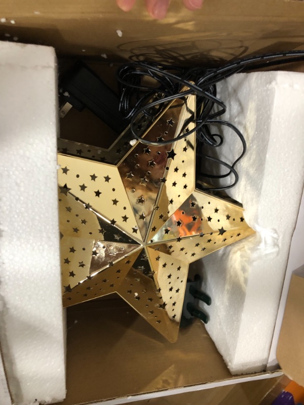 Photo 2 of 
Christmas Tree Topper Lighted Star [