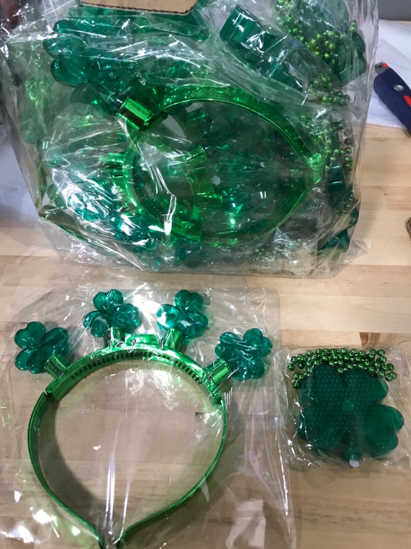 Photo 1 of 16 PCS ST PATRICKS DAY LIGHT UP PARTY FAVORS 8 LIGHT UP HEADBANDS AND 8 LIGHT UP CLOVER NECKLACES 