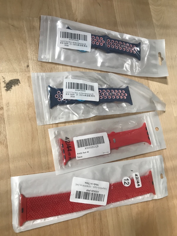 Photo 1 of 4PIECE/// Apple Watch Band Bundle 42mm 44mm 45mm for Women Men
