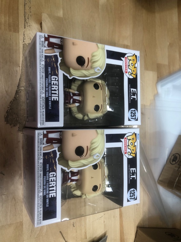 Photo 1 of  (4 BOXES)  POP! Movies: E.T. 40th - Gertie