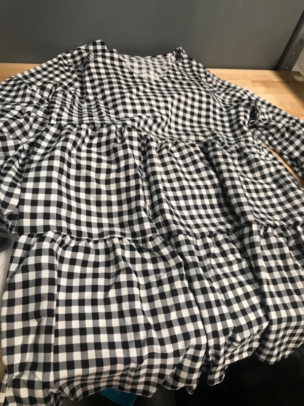 Photo 1 of blk white checkered xl long sleeve dress v neck 