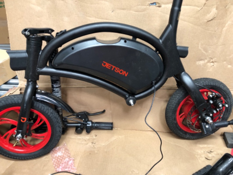 Photo 2 of 
Charge L:ight Went On ****Jetson Bolt Adult Folding Electric Ride On, Foot Pegs, Easy-Folding, Built-in Carrying Handle, Lightweight Frame, LED Headlight, Twist Throttle, Cruise...
Style:12 Inch Bolt
Pattern Name:Ride On