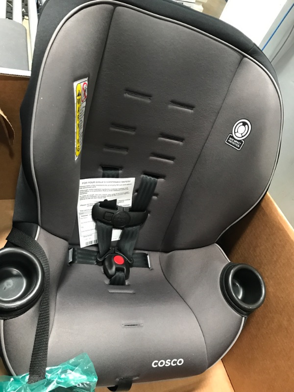 Photo 2 of Cosco Onlook 2-in-1 Convertible Car Seat, Rear-Facing 5-40 pounds and Forward-Facing 22-40 pounds and up to 43 inches, Black Arrows