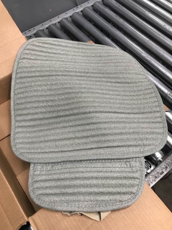 Photo 2 of **SEE NOTES**
Suninbox Car Seat Covers Buckwheat Hull Universal Car Seat Covers,Bottom Seat Covers for Cars,Truck Seat Covers,Car Seat Cushion Protector Mats Pad,Gray Front Seat
